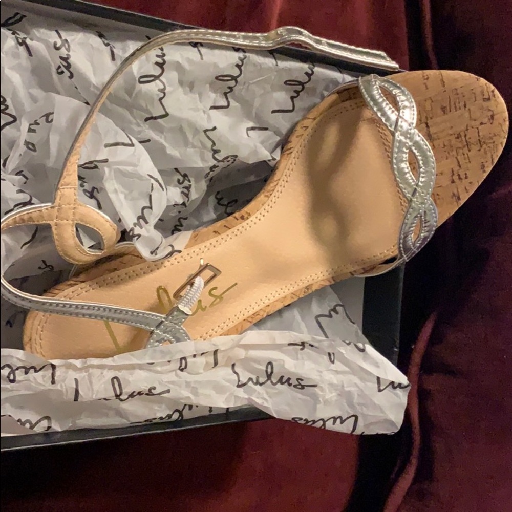 Sandals never worn